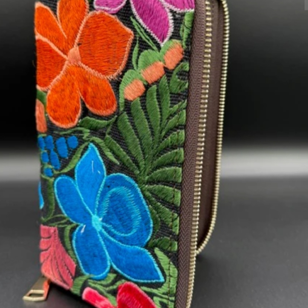 Floral Embroidered Women's Bag